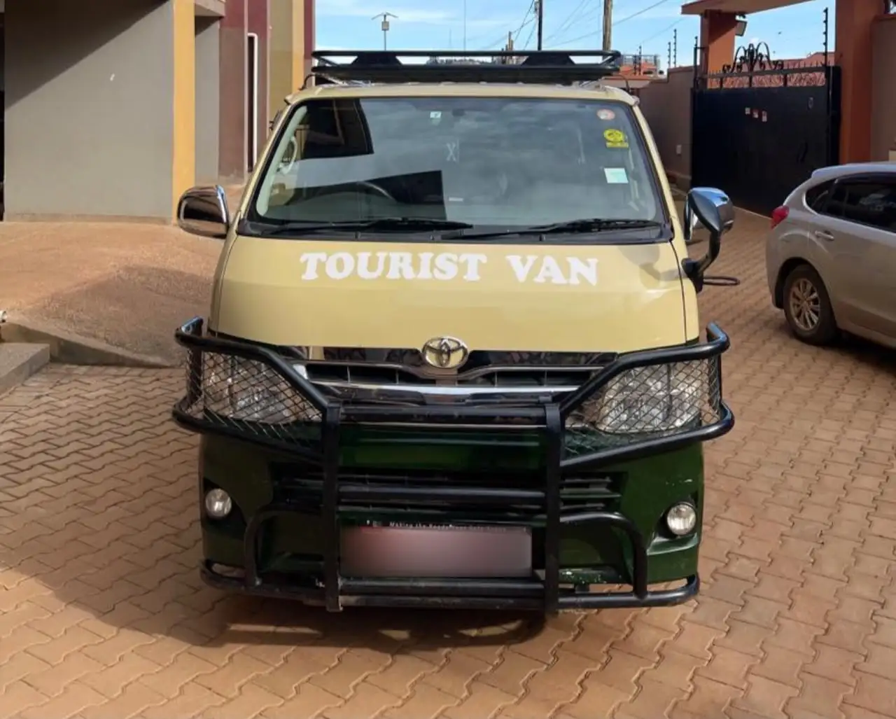 Toyota HiAce Tourist Van
